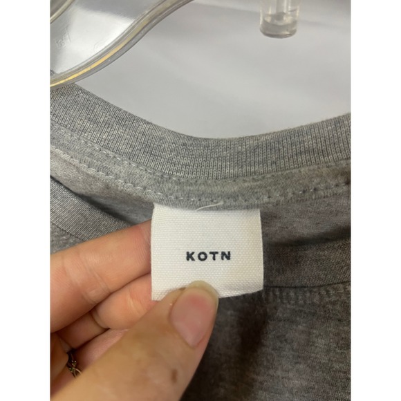 KOTN Women's Gray Long Sleeve Crew Neck T-Shirt Top Basic Casual l-Size XS - Picture 4 of 6